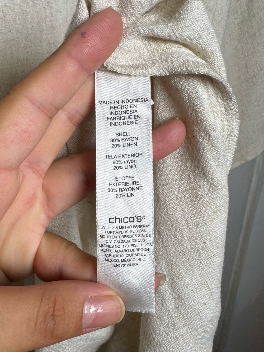 Chico's‎ Linen Blend Cream Tunic Top Women’s (3) US XL Sleeve Button Detailing - Picture 7 of 11